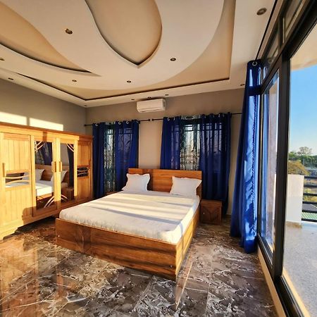 Ocean Heaven Hotel Махаянга Екстериор снимка