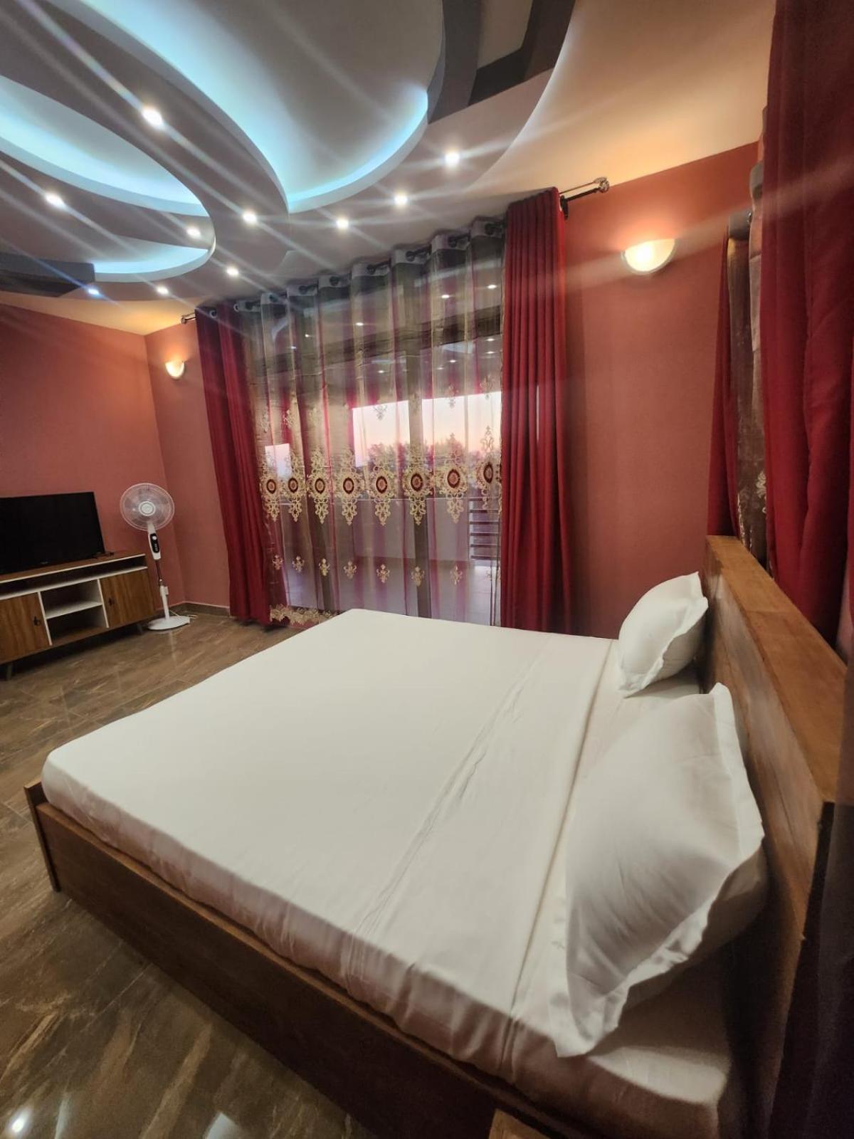 Ocean Heaven Hotel Махаянга Екстериор снимка